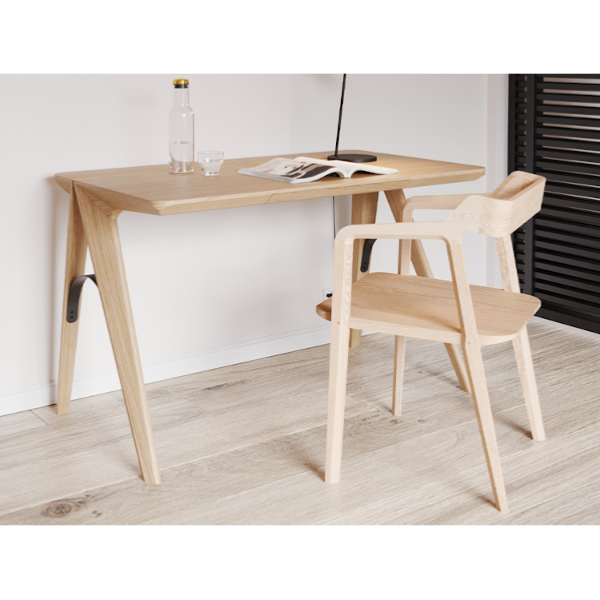 Acheter un fauteuil design en chêne massif Kundera avec cuir en option à Paris et en France