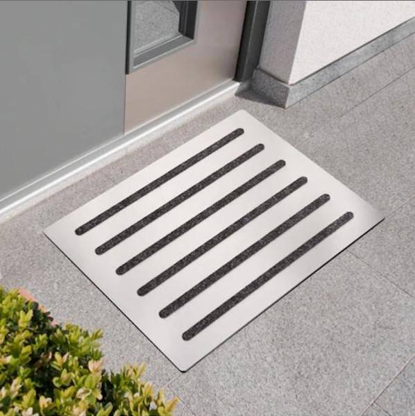 Tapis anti-dérapant et design pour entrée de maison en ligne
